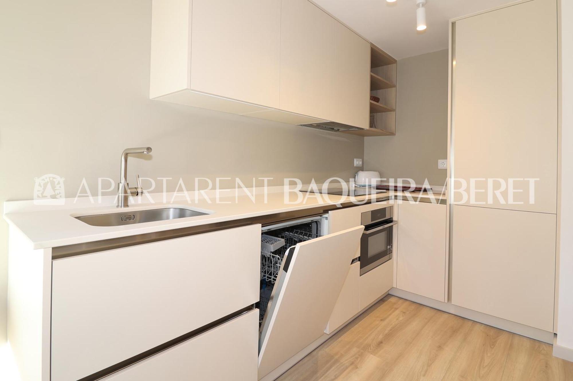 Apartment Apartarent 1500 *