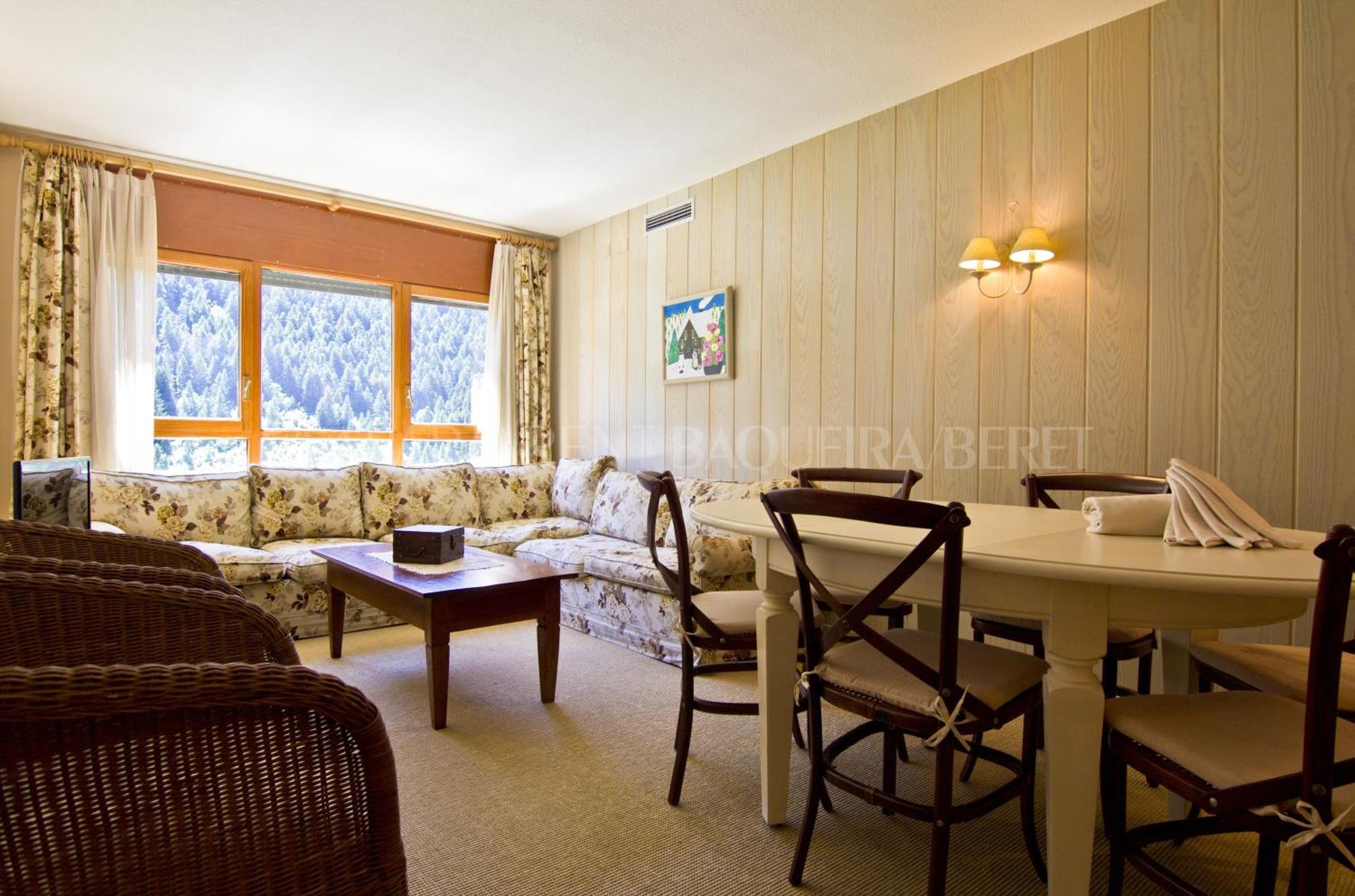 Apartarent 1500 Apartment
